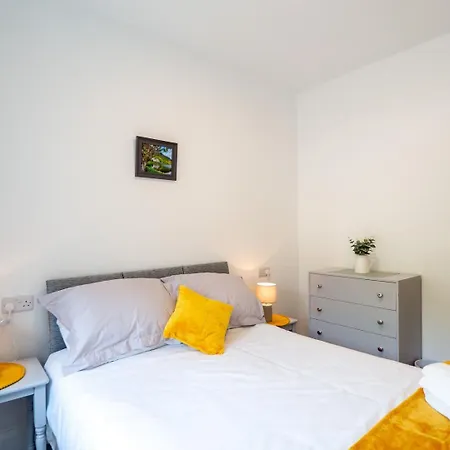 Kings 2 391 Hébergement de vacances Gowlaun